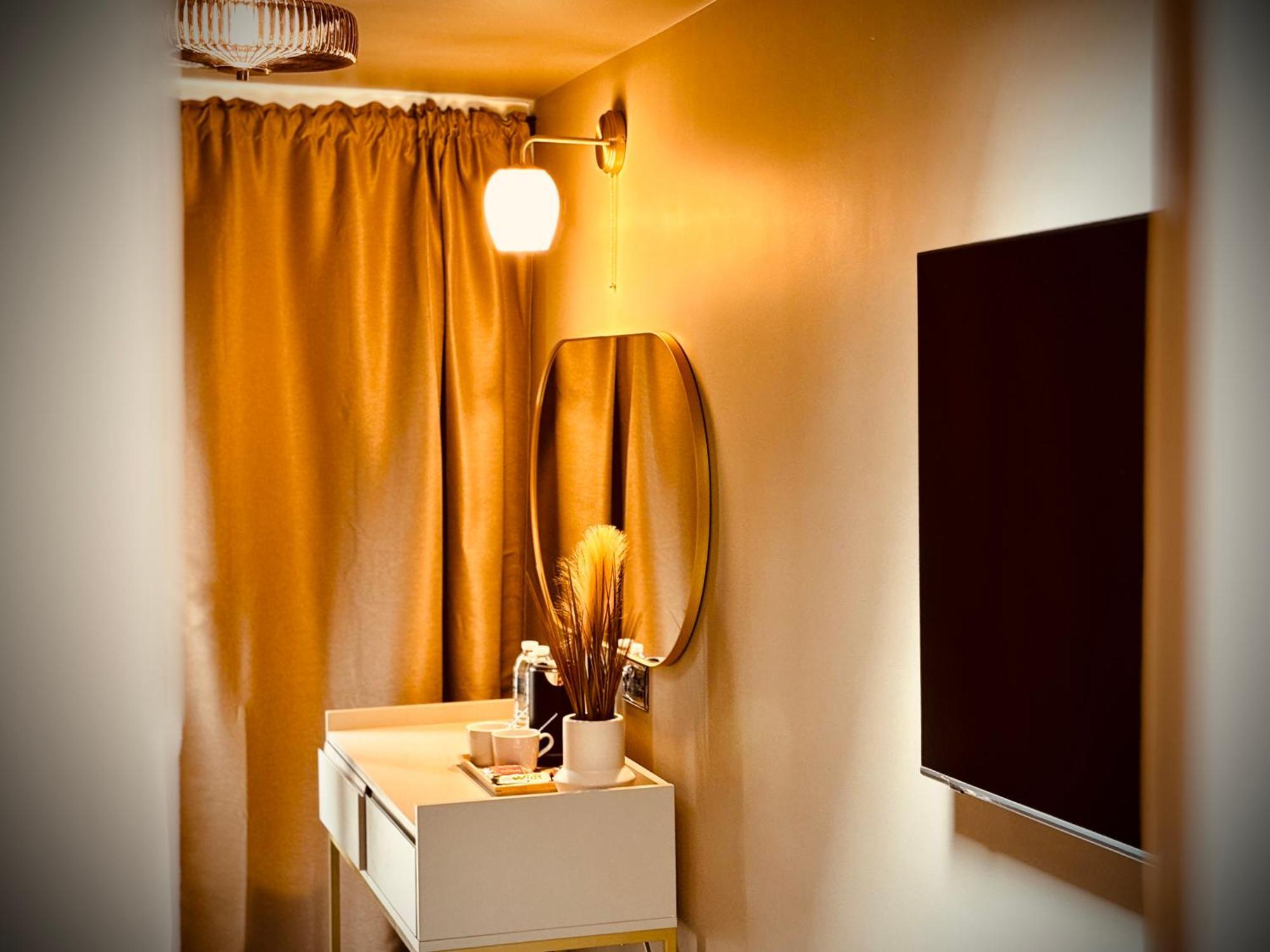 Rooms At The Quayside - Stylish En-Suite Rooms On Poole Quay All Fully Refurbed 外观 照片